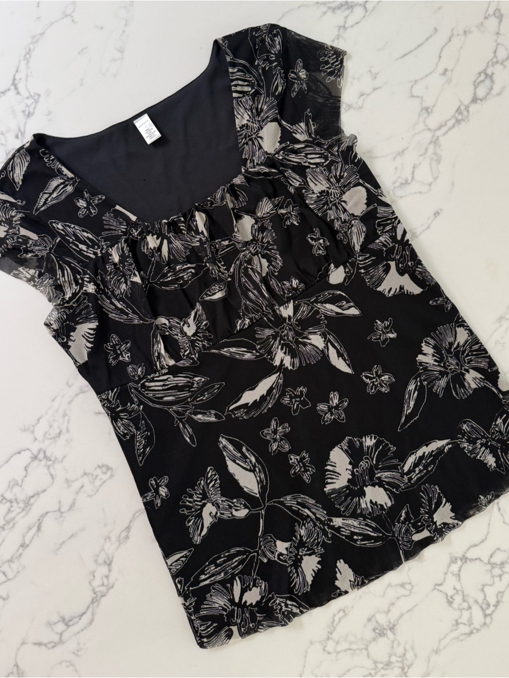 Merona Floral Printed Blouse - Black/White - Size Large